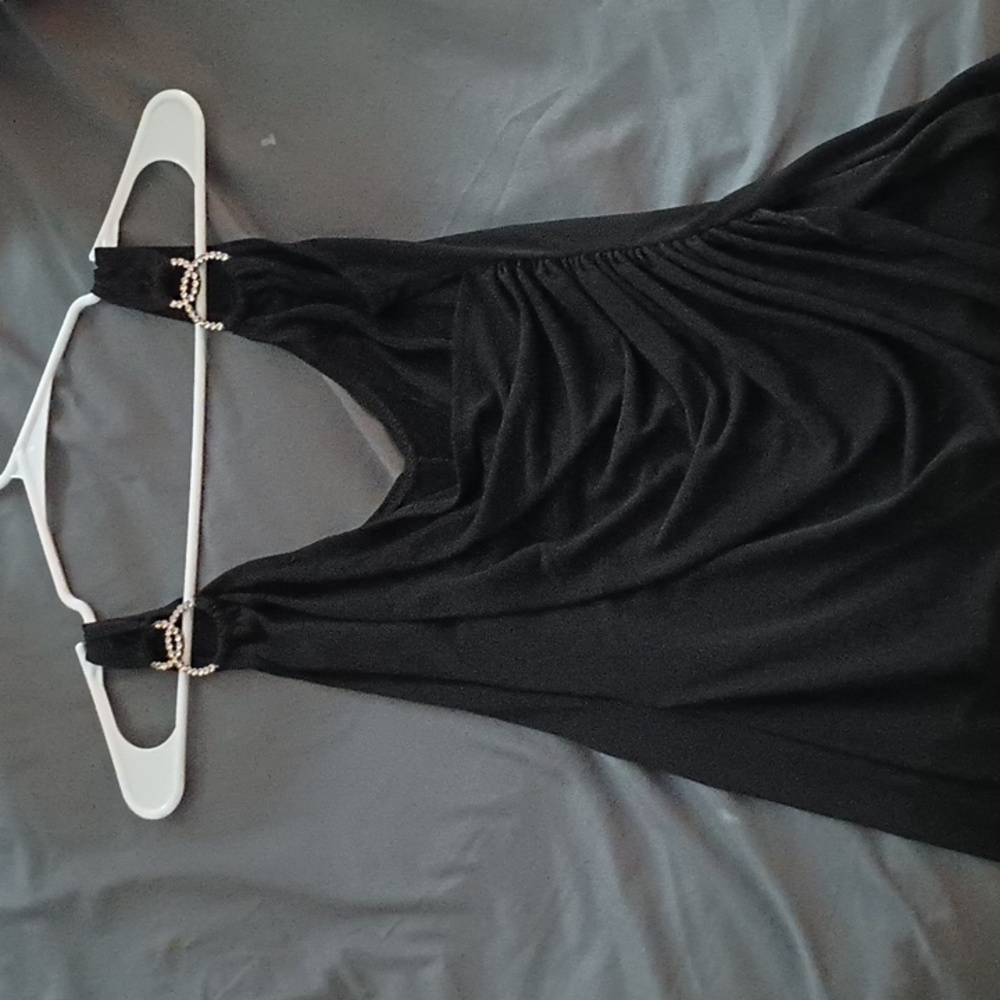 Black small top